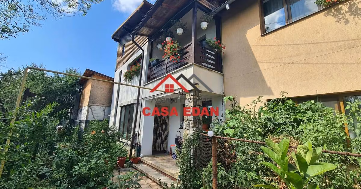 Casă de vânzare cu 3 camere în Câmpina