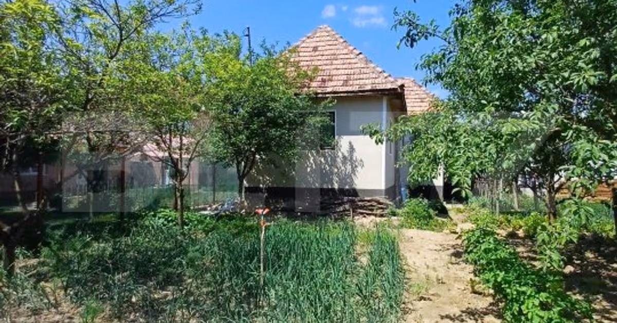 Casă individuală de vânzare cu 2 camere în Turda