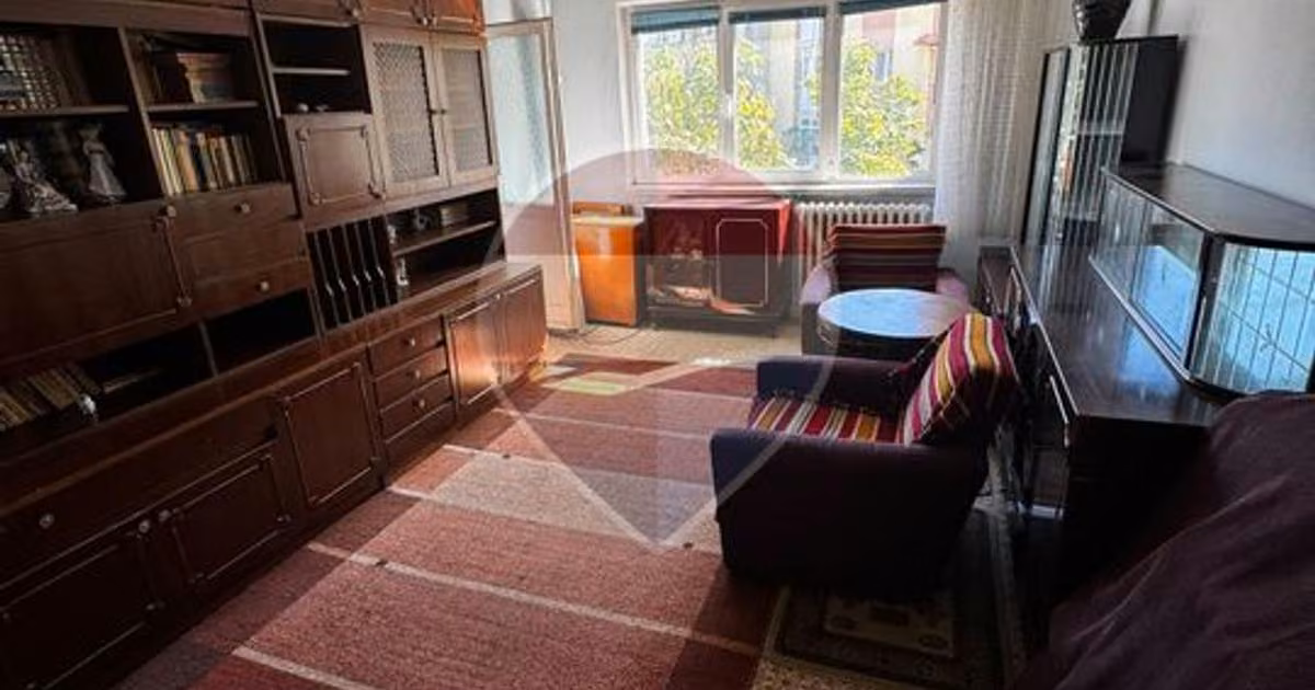 Apartament de vânzare cu 2 camere, mobilat în zona Rovine, Craiova