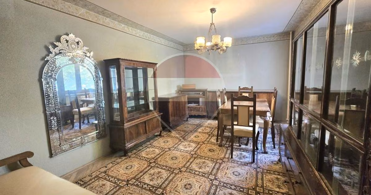 Apartament de vânzare cu 3 camere în zona Central, Craiova