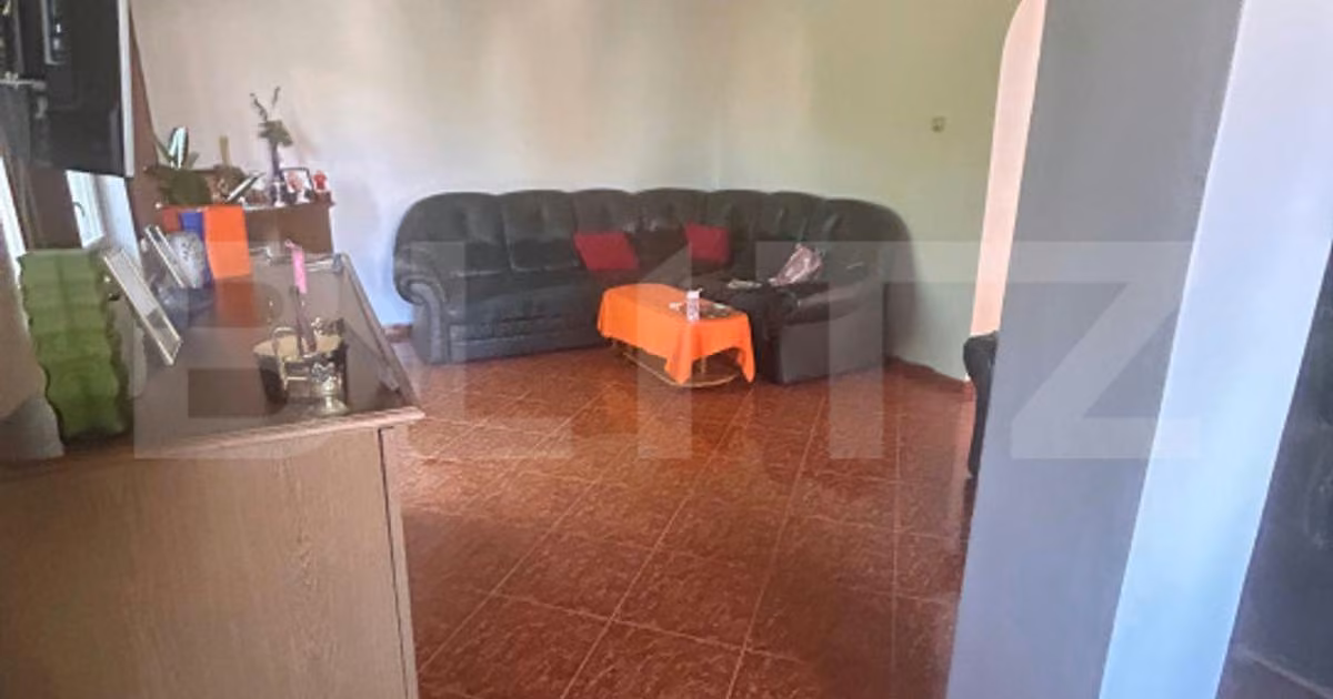 Casă individuală de vânzare cu 5 camere, mobilată în zona Ghirodei, Timișoara