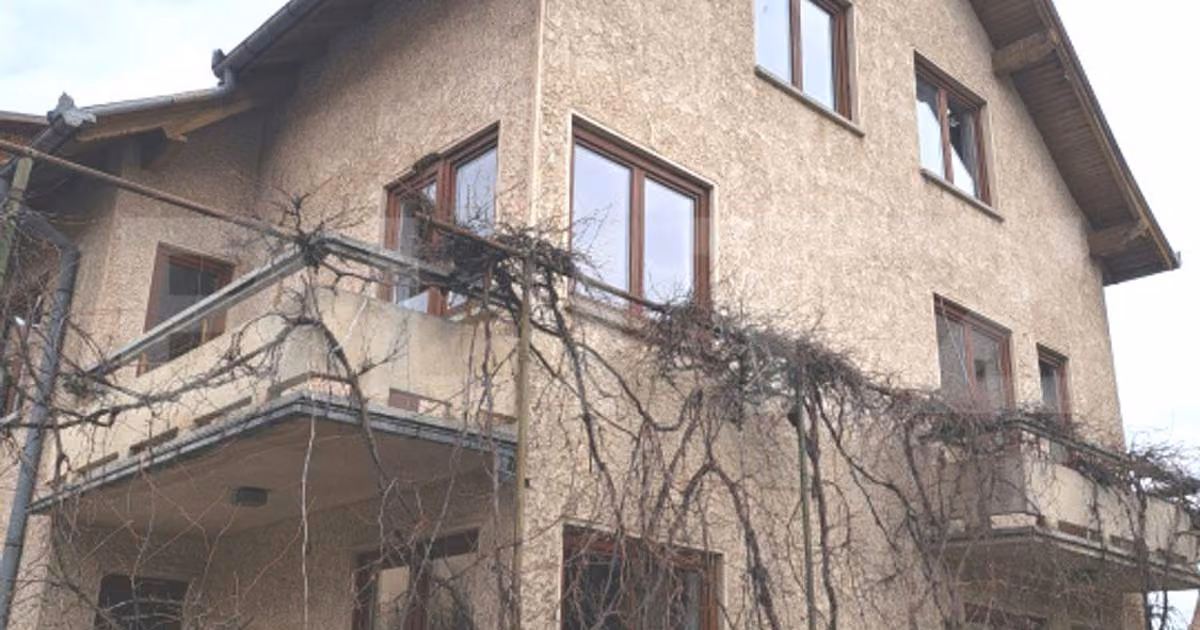 Duplex de vânzare cu 5 camere, mobilat în zona Central, Brașov
