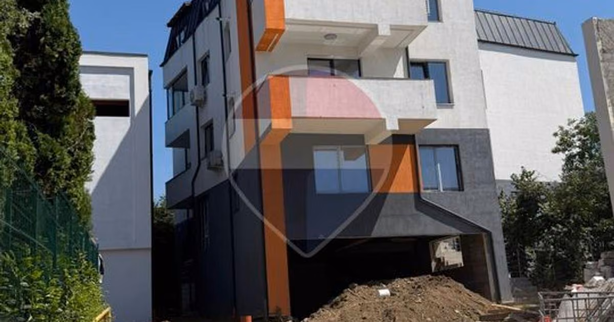 Apartament de vânzare cu 3 camere, mobilat în zona 1 Mai, Craiova