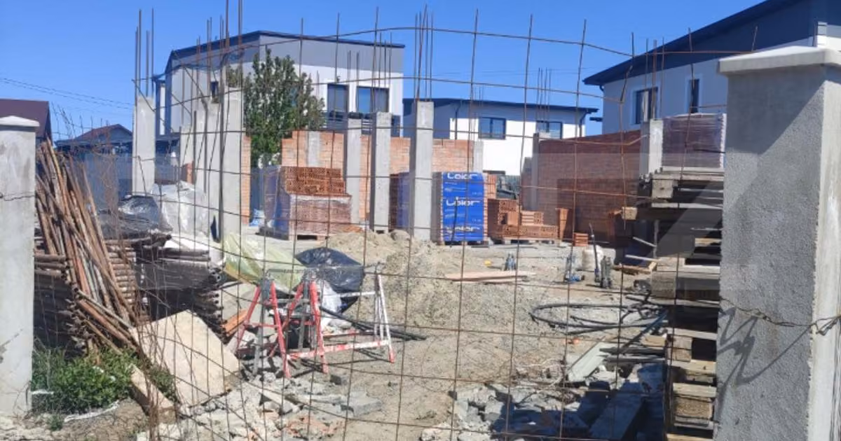 Casă individuală de vânzare cu 4 camere în Valea Lupului