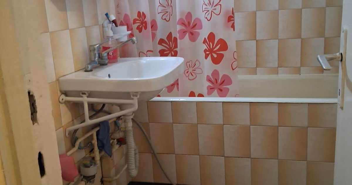Garsonieră de vânzare în zona Podu Roș, Iași