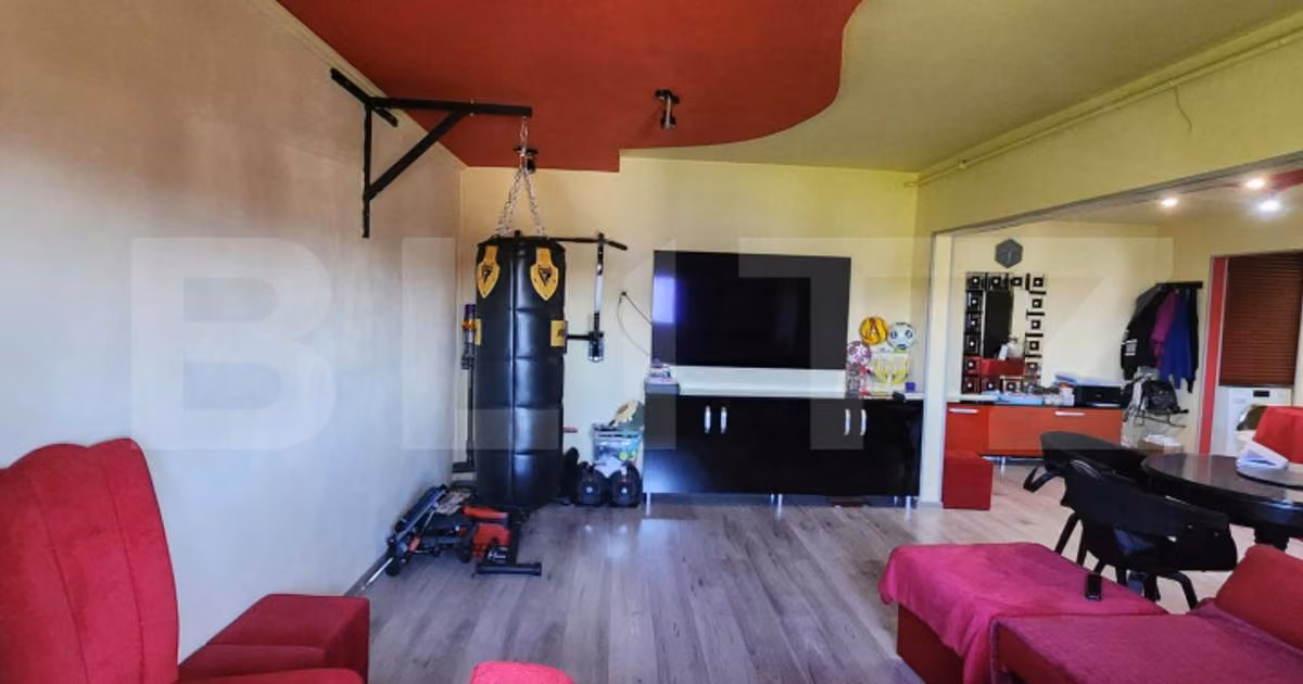 Apartament de vânzare cu 2 camere, mobilat în zona Lipovei, Timișoara