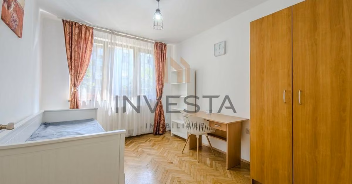 Apartament de vânzare cu 3 camere, mobilat în zona Central, Cluj-Napoca