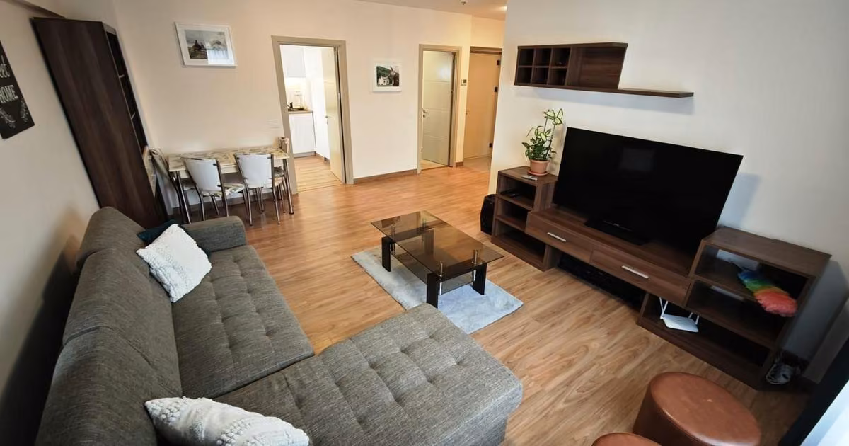 Apartament de vânzare cu 3 camere în zona Tătărași, Iași