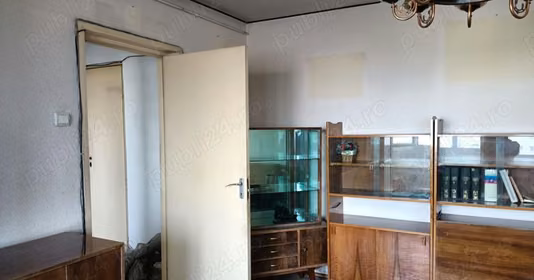 Apartament Militari