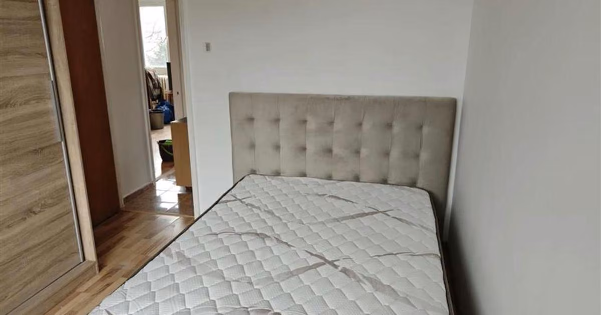 Apartament de vânzare cu 3 camere, mobilat în zona Berceni, Sector 4