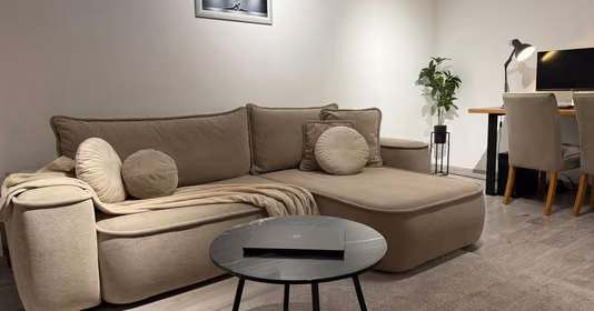 Apartament Militari