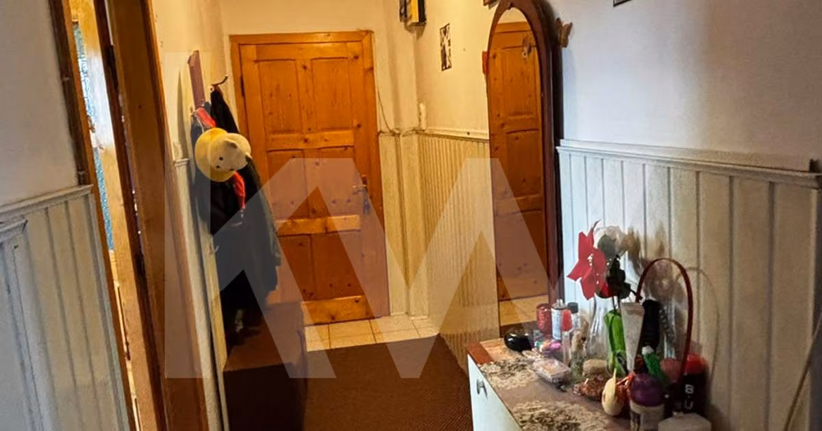 Apartament de vânzare cu 2 camere, mobilat în zona Vasile Aaron, Sibiu