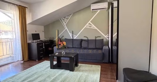 Apartament Florești