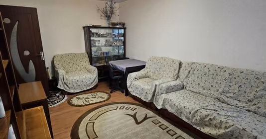 Apartament Titan