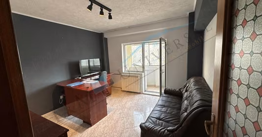 Apartament Titan