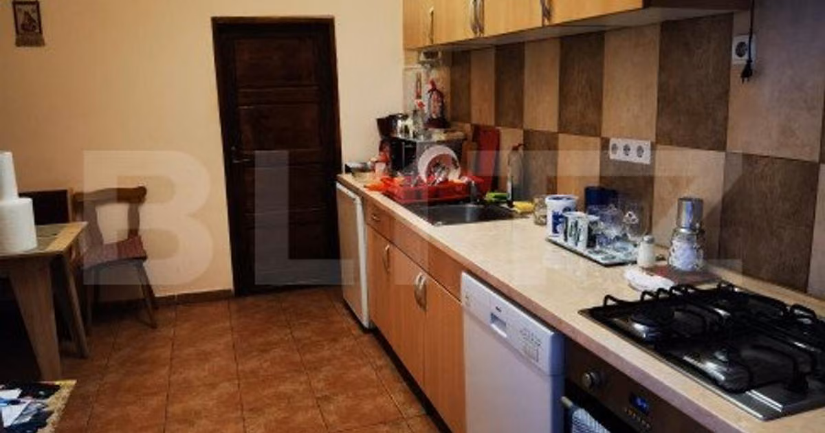 Apartament de vânzare cu 4 camere, mobilat în zona Traian, Timișoara