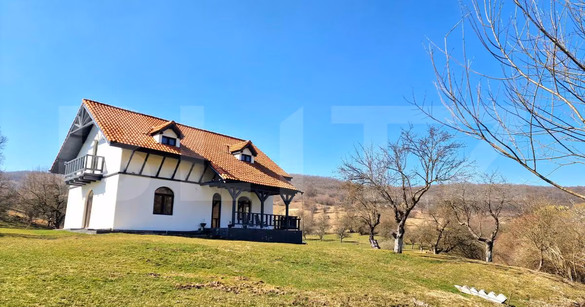 Casă individuală de vânzare cu 4 camere în Florești