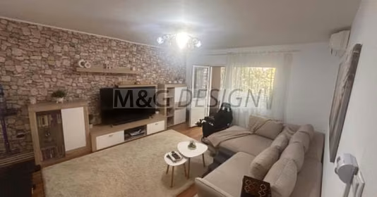 Apartament Girocului