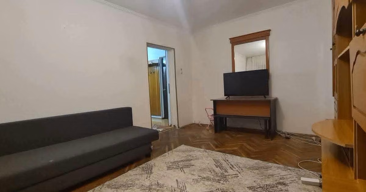 Apartament de vânzare cu 2 camere, mobilat în zona Central, Galați