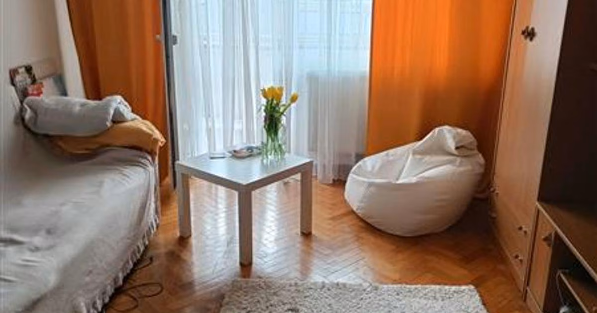 Garsonieră de vânzare, mobilată în zona Complex Studențesc, Timișoara