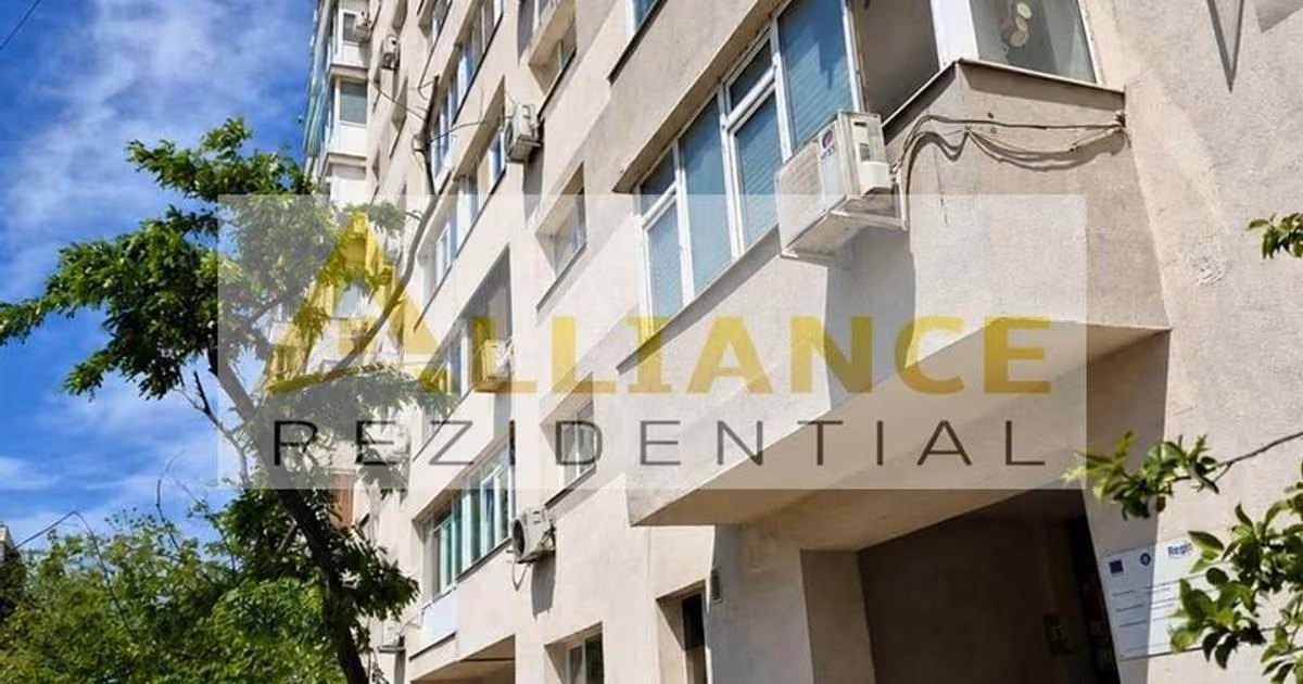 Apartament de vânzare cu 2 camere în zona Titan, Sector 3