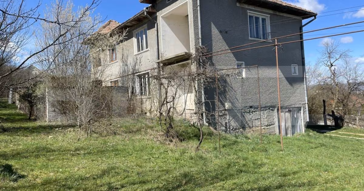 Casă individuală de vânzare cu 3 camere în Dej