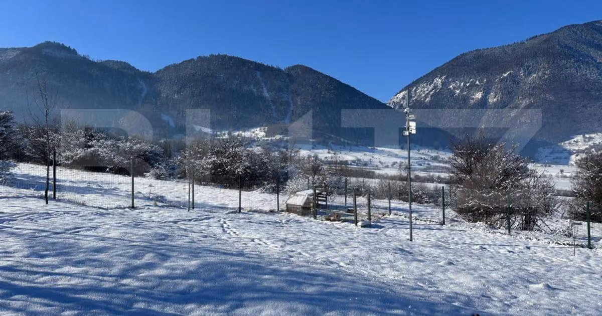 Teren Construcții intravilan de vânzare de 1000 mp, în Zărnești