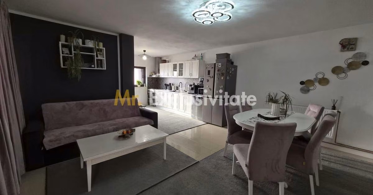 Casă individuală de vânzare cu 3 camere, mobilată în Leordeni