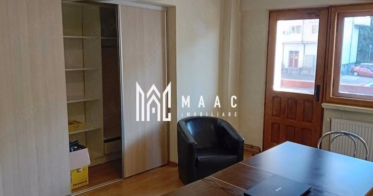 Apartament de vânzare cu 2 camere, mobilat în zona Traian, Râmnicu Vâlcea