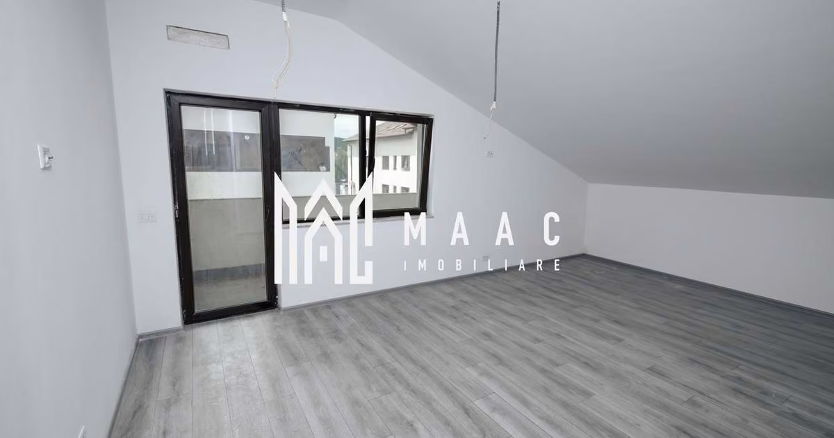 Apartament de vânzare cu 3 camere în zona Agrement Ostroveni, Râmnicu Vâlcea