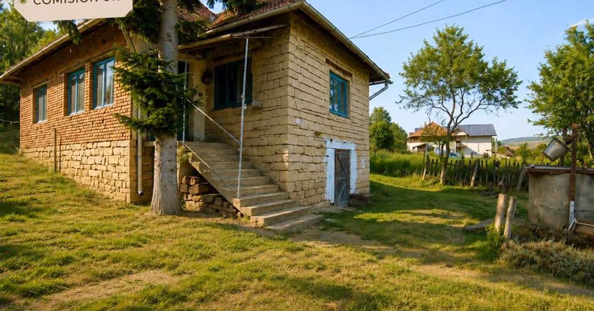 Casă de vânzare cu 3 camere în Șoimeni