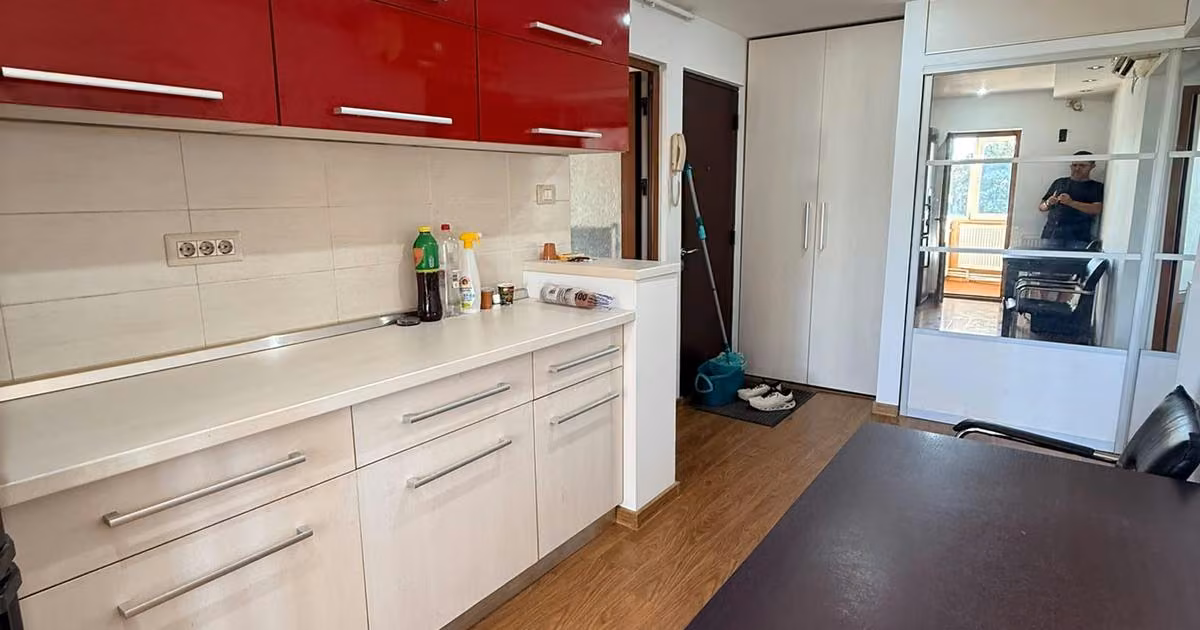 Apartament de vânzare cu 2 camere în zona Anda, Constanța