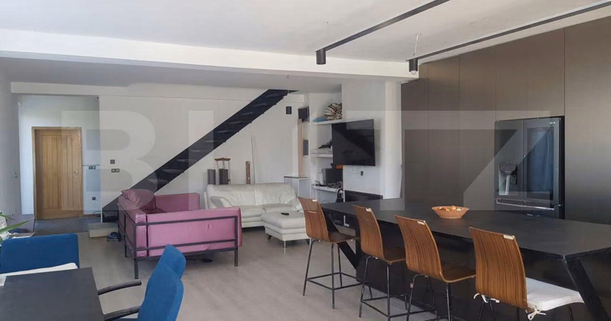 Duplex de vânzare cu 4 camere, mobilat în Dumbrăvița