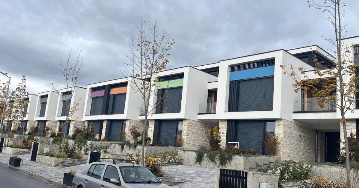 Casă individuală de vânzare cu 4 camere în zona Iris, Cluj-Napoca