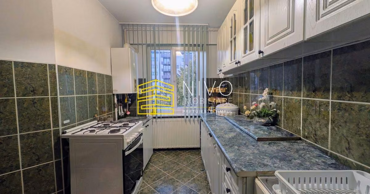 Apartament de vânzare cu 2 camere în zona Tudor, Târgu Mureș