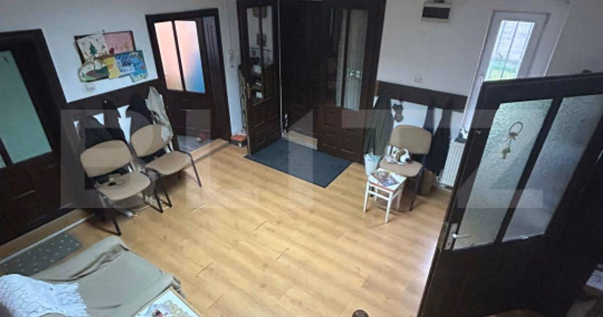 Casă individuală de vânzare cu 6 camere, mobilată în zona Complex Studențesc, Timișoara