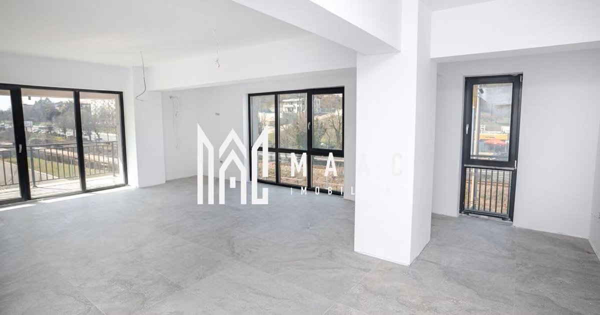 Apartament de vânzare cu 3 camere în zona Lenin Sud, Râmnicu Vâlcea