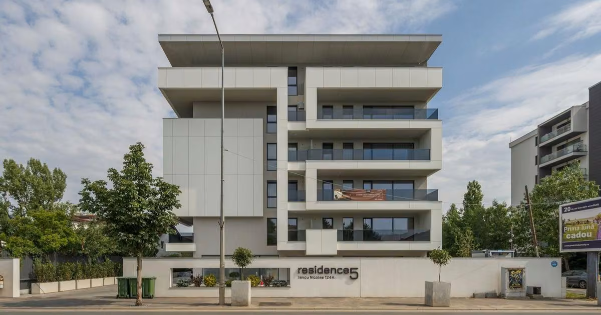 Apartament de vânzare cu 4 camere în Voluntari