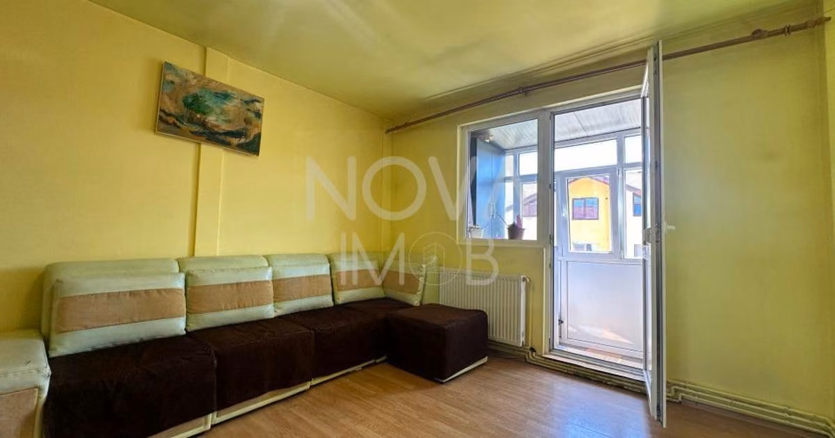 Apartament de vânzare cu 3 camere, mobilat în zona Hipodrom 4, Sibiu