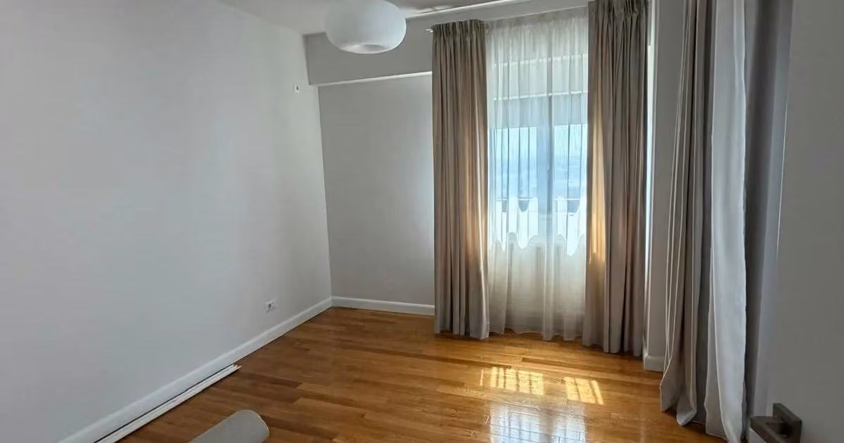 Apartament de vânzare cu 4 camere în zona Floreasca, Sector 1
