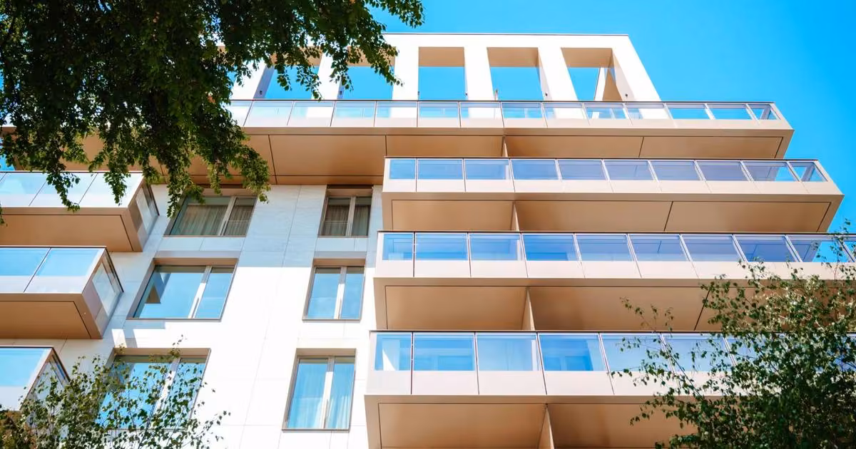 Apartament de vânzare cu 3 camere în zona Băneasa, Sector 1