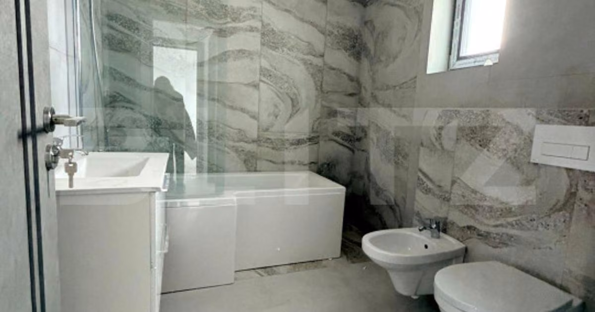 Duplex de vânzare cu 5 camere în Tărlungeni