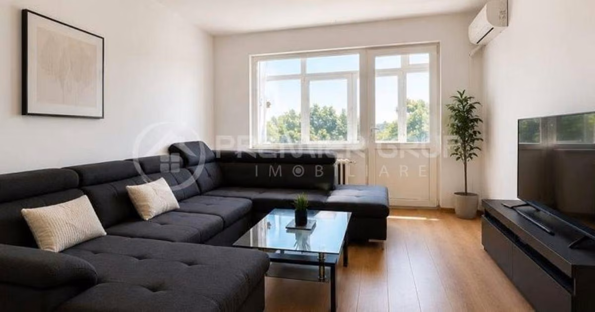 Apartament de vânzare cu 3 camere în zona Tătărași, Iași