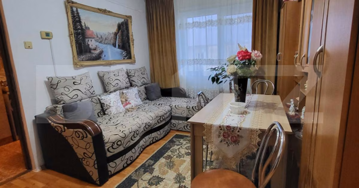 Apartament de vânzare cu 2 camere, mobilat în Turda