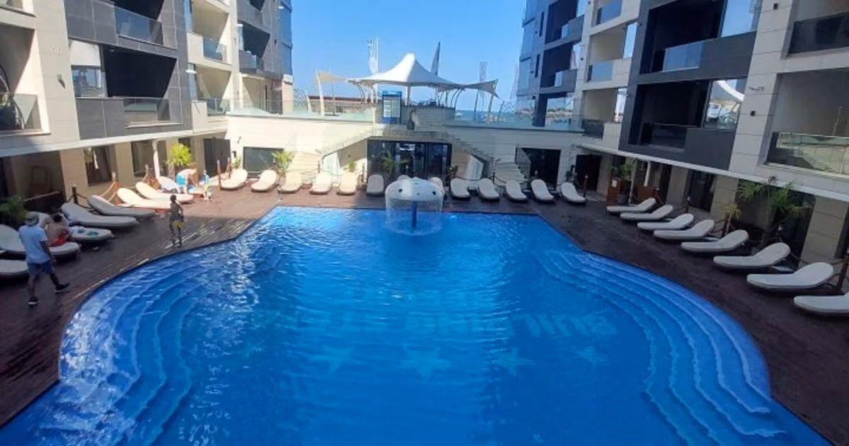 Garsonieră de vânzare, mobilată în Mamaia-Sat