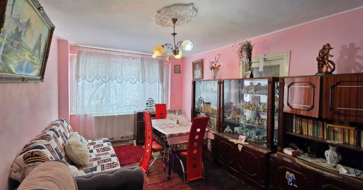 Apartament de vânzare cu 2 camere în zona Central, Galați