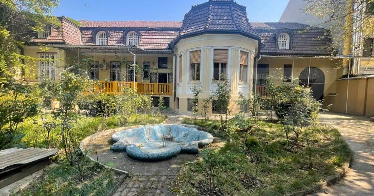 Casă individuală de vânzare cu 6 camere, mobilată în zona Sinaia, Timișoara