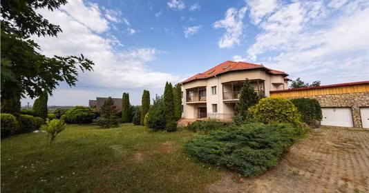 Casă Fălticeni