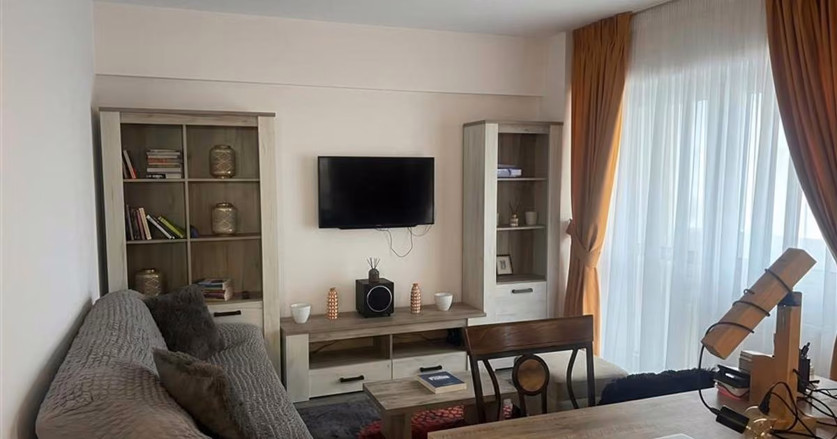 Apartament de vânzare cu 2 camere, mobilat în zona Burdujeni, Suceava