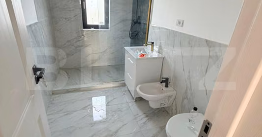 Casă Tărlungeni